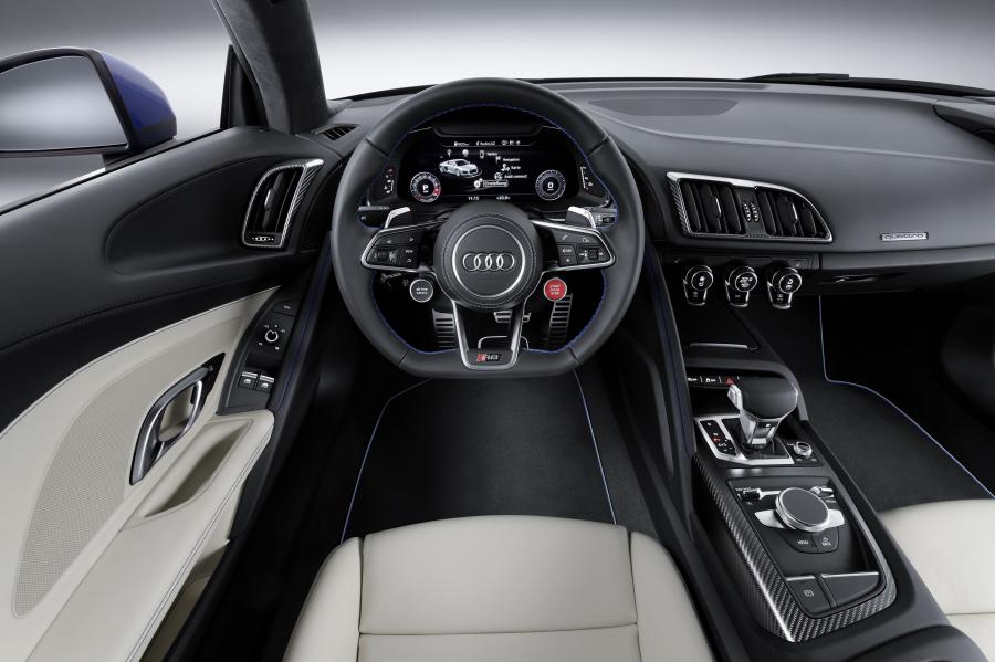 Торпедо Audi R8 V10 2015 года  (WW) (фото 17 из 21)